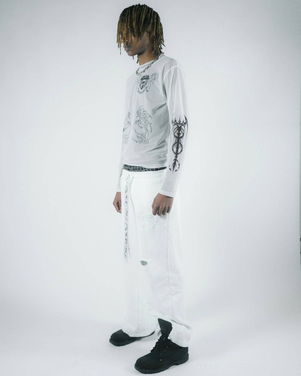 WHITE TATTOO LONGSLEEVE