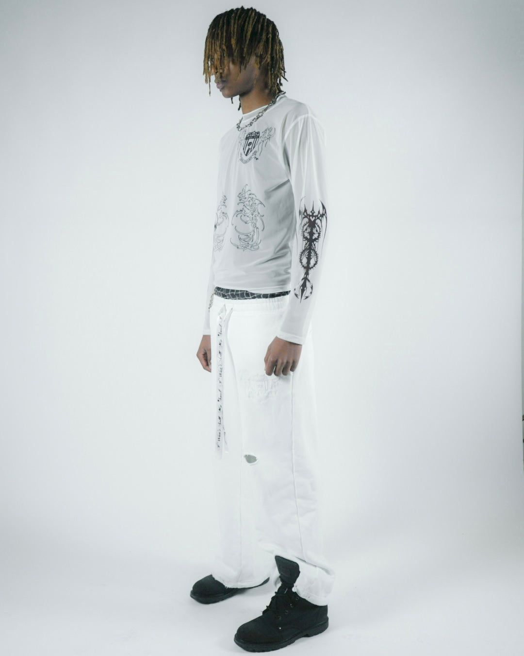 WHITE TATTOO LONGSLEEVE